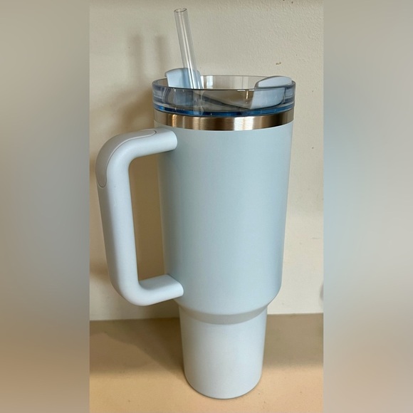 Starbucks x Stanley Spring 2024 Spring Blue 40 Oz Tumbler (BRAND NEW IN BOX) - Picture 2 of 5